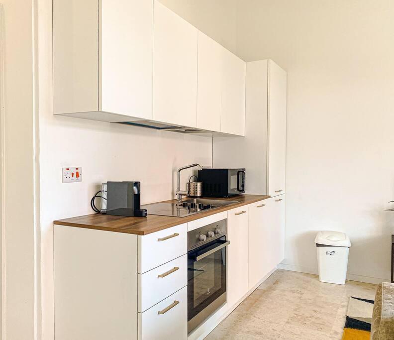 Designer Furnished - Entire 1b By Solea Sliema