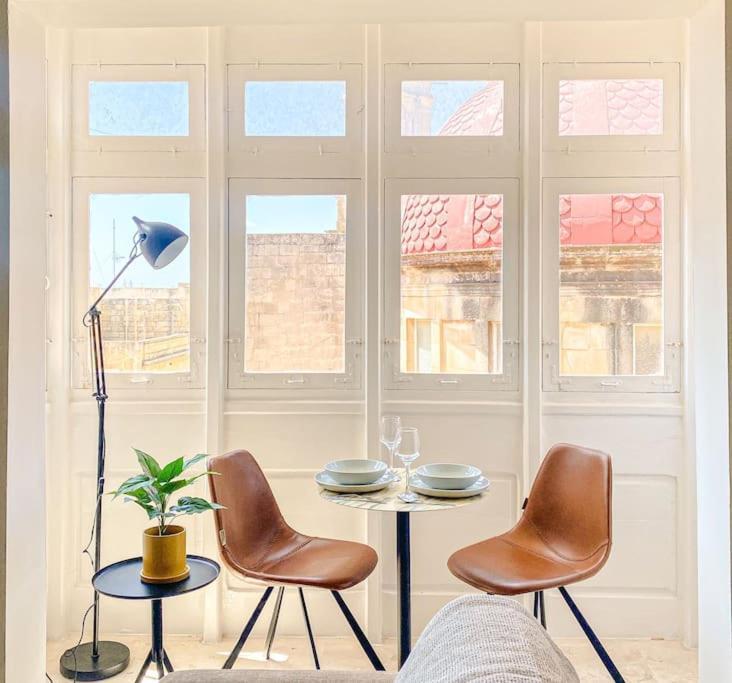 Designer Furnished - Entire 1b By Solea Apartment *