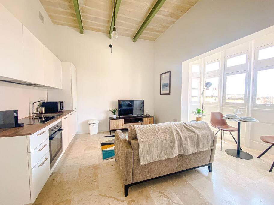 Apartment Designer Furnished - Entire 1b By Solea